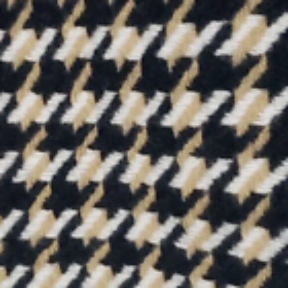 Standard Form NYC 10% Cashmere 90% Wool Fringed Scarf - 36" x 80" - Picture 4 of 7